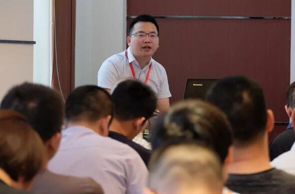 西馳電氣2019銷售中心年中會議暨團(tuán)隊(duì)拓展活動(dòng)圓滿結(jié)束(圖1)