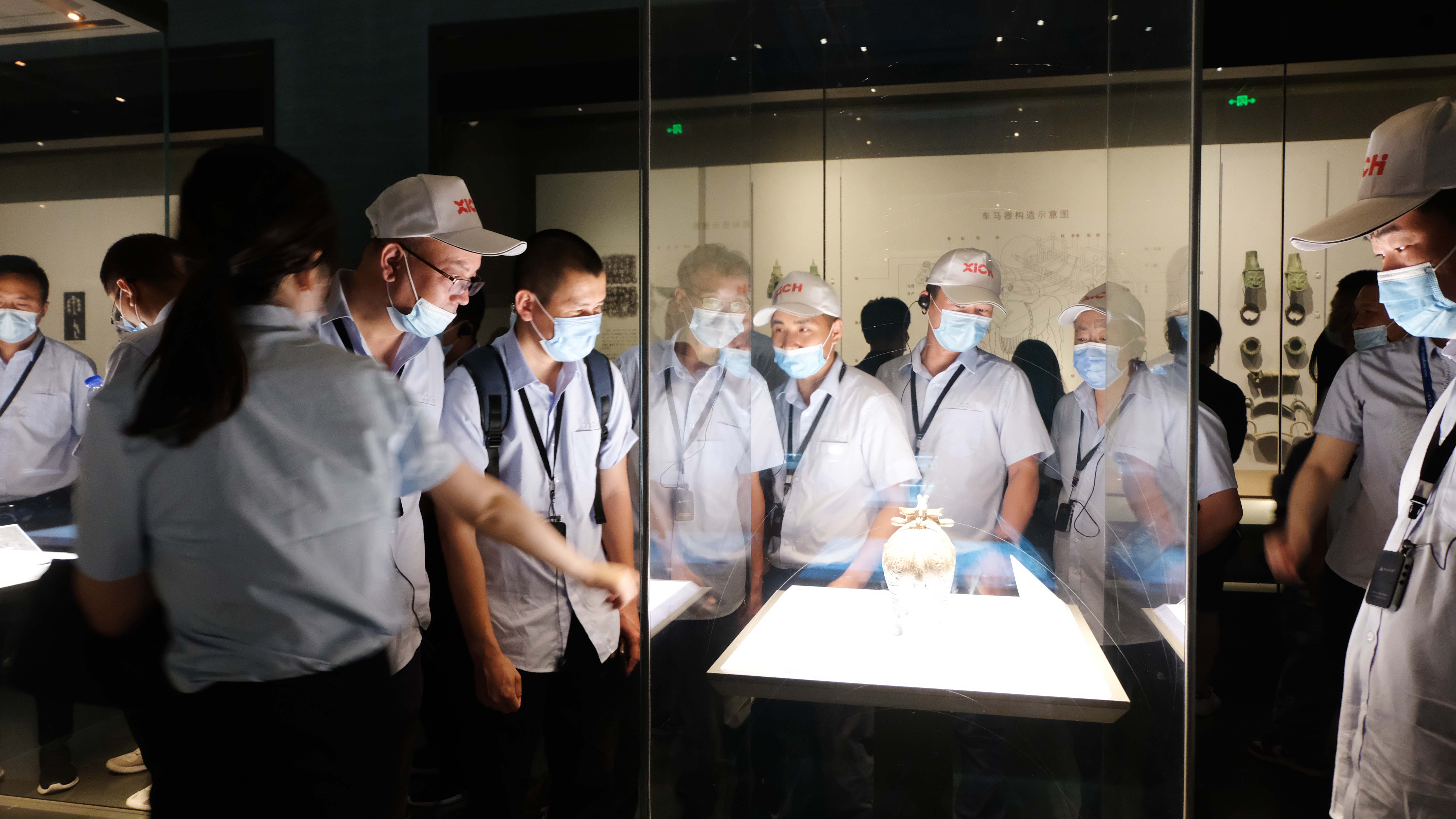 西馳電氣營(yíng)銷(xiāo)中心會(huì)議圓滿(mǎn)成功(圖34)