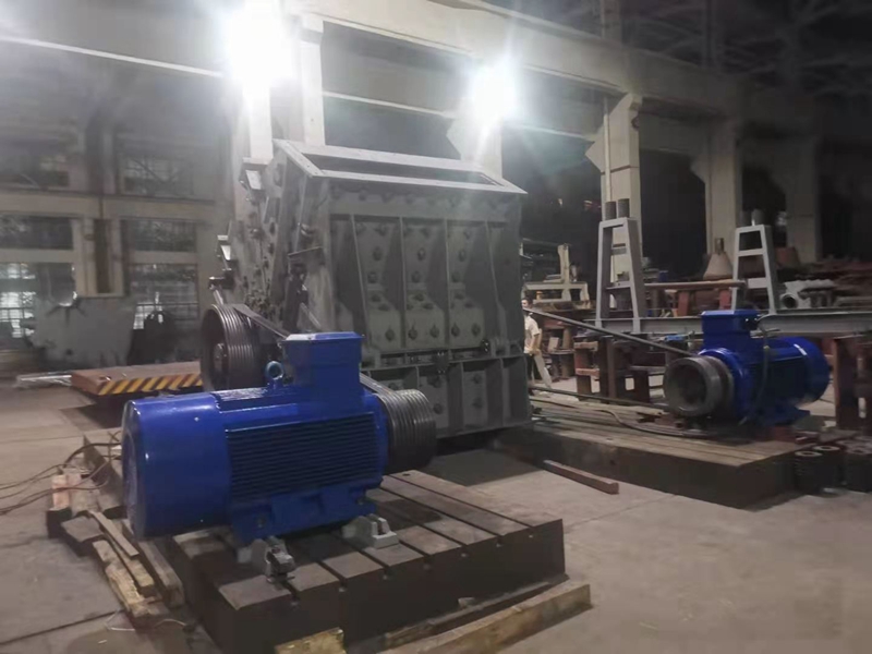 250KW雙軟起同步啟動雙電機(jī)反擊破(圖1)